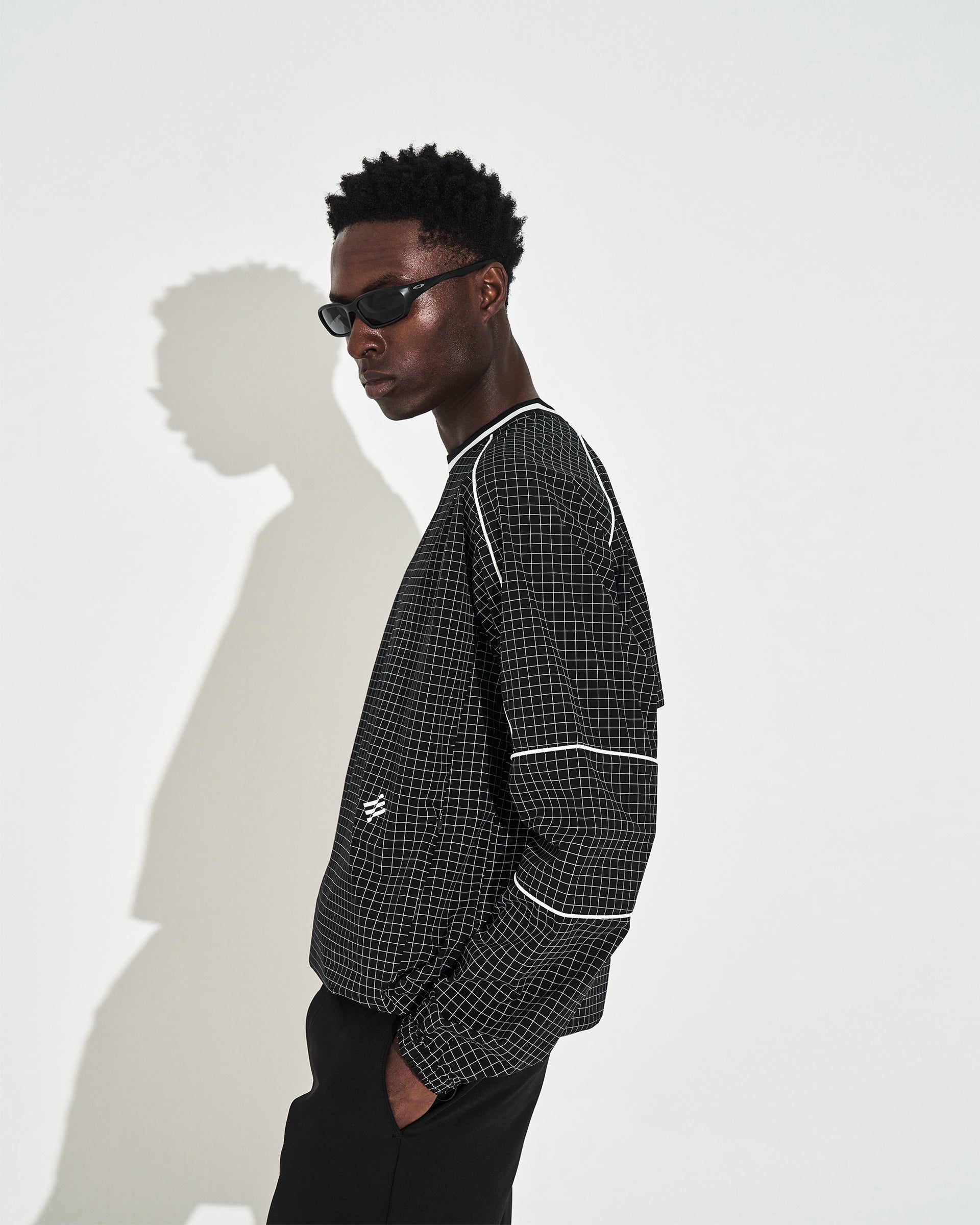 Elements Windbreaker - Black Grid